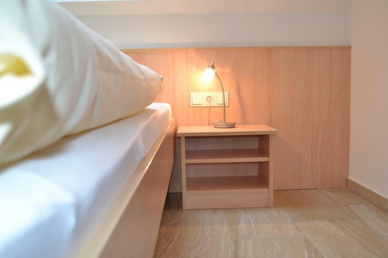 Appartement Dachgeschoss シュレプツィヒ エクステリア 写真